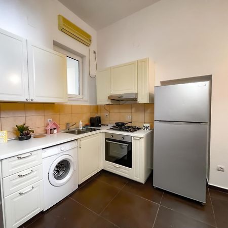 Cool Flat In The Heart Of Bucharest'S Fun And History公寓 外观 照片
