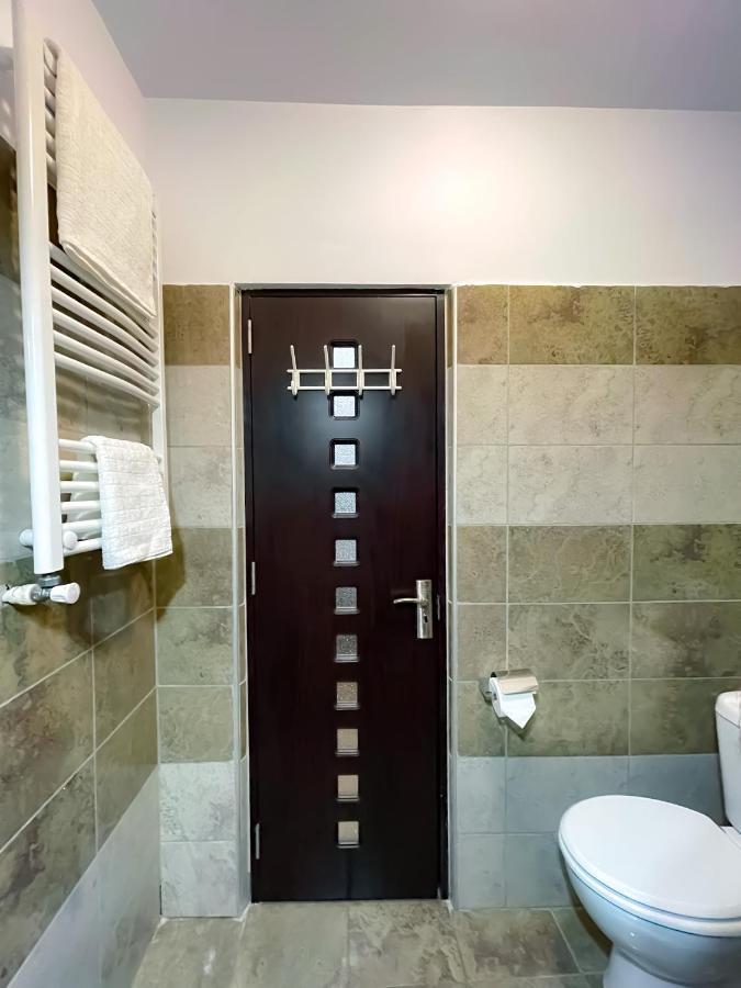 Cool Flat In The Heart Of Bucharest'S Fun And History公寓 外观 照片
