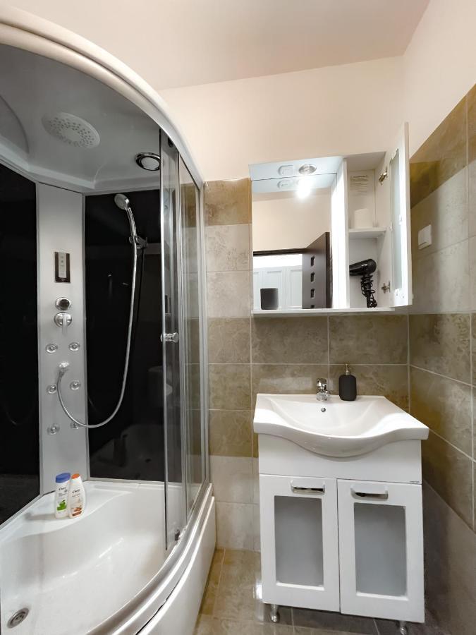 Cool Flat In The Heart Of Bucharest'S Fun And History公寓 外观 照片